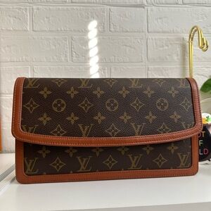 Louis Vuitton Clutch Dame 29